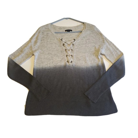 American Eagle Outfitters Sweaters - Women's Sweater Small Lightweight Gray Ombre Lace Up Chest Long Sleeves Casual